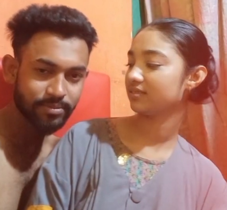 Viral খোলা মেলা ভিডিও ভাইরাল: Bf vs Gf সোস্যাল মিডিয়া গরম ভিডিও, অই জান না প্লিজ, ১৮+ সরাসরি রুম ডেট ভাইরাল Vid